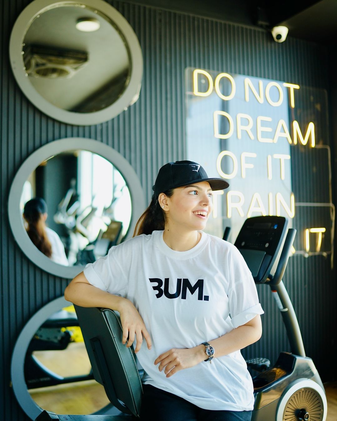 Cbum OverSized T-Shirt (2 Colors)